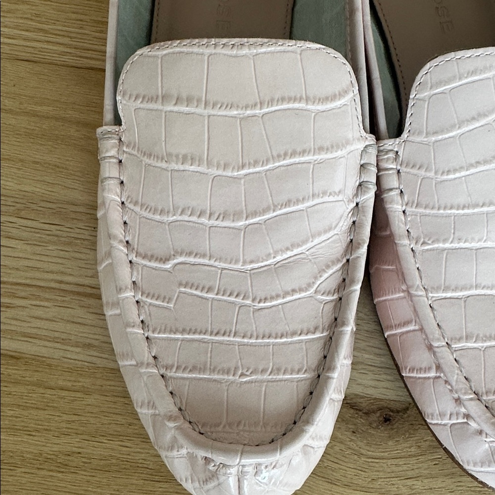 Taryn Rose Women’s Collection Diana Croc Leather Loafer Light Pink Size 8.5 - Picture 6 of 9